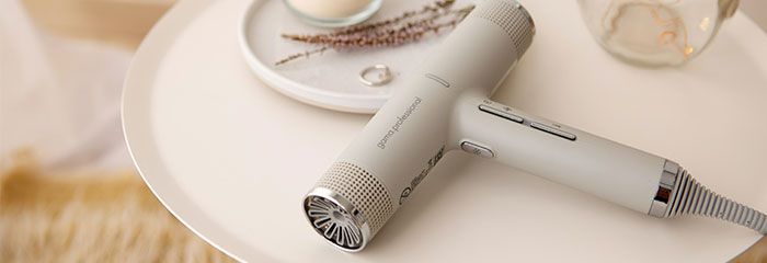Essential hairdressing at home